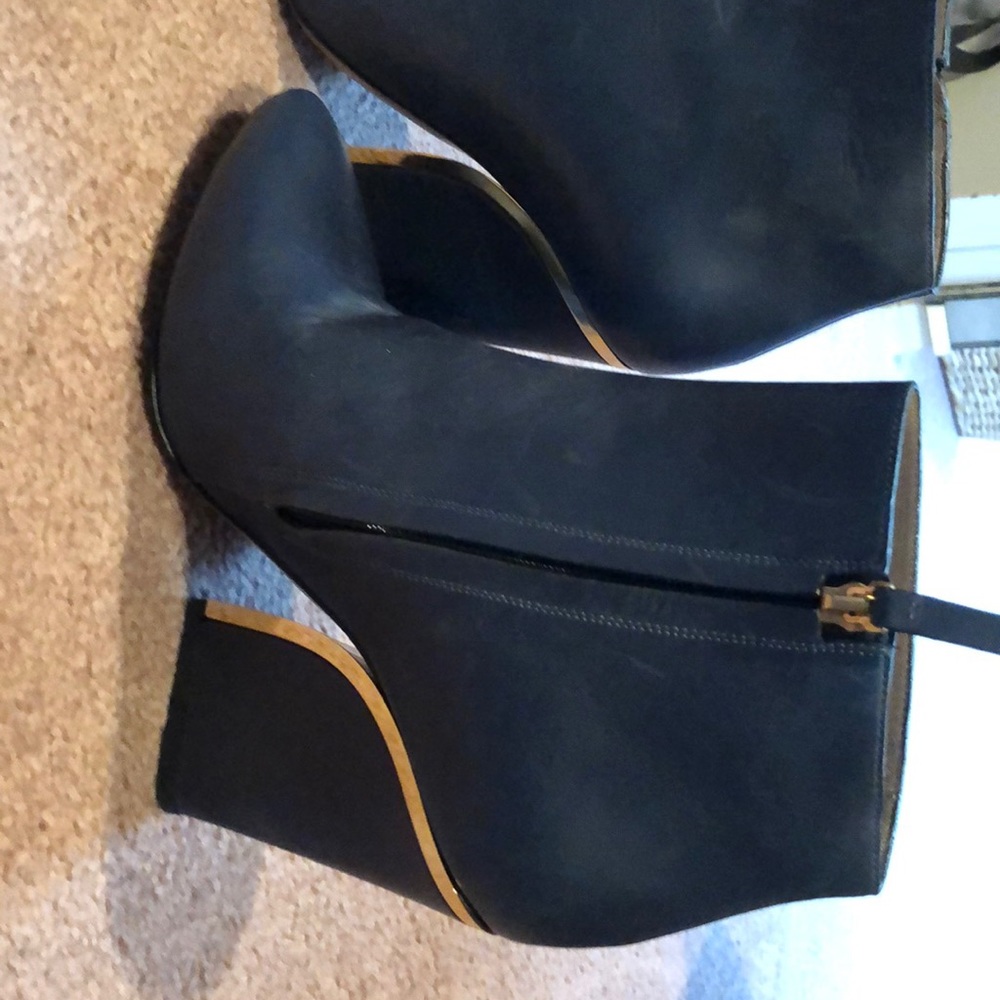 Chloe blue booties